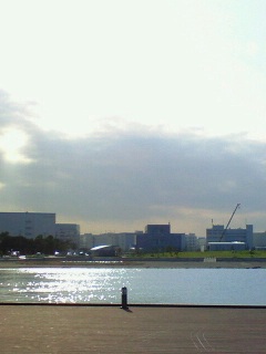 �`���u���[�X